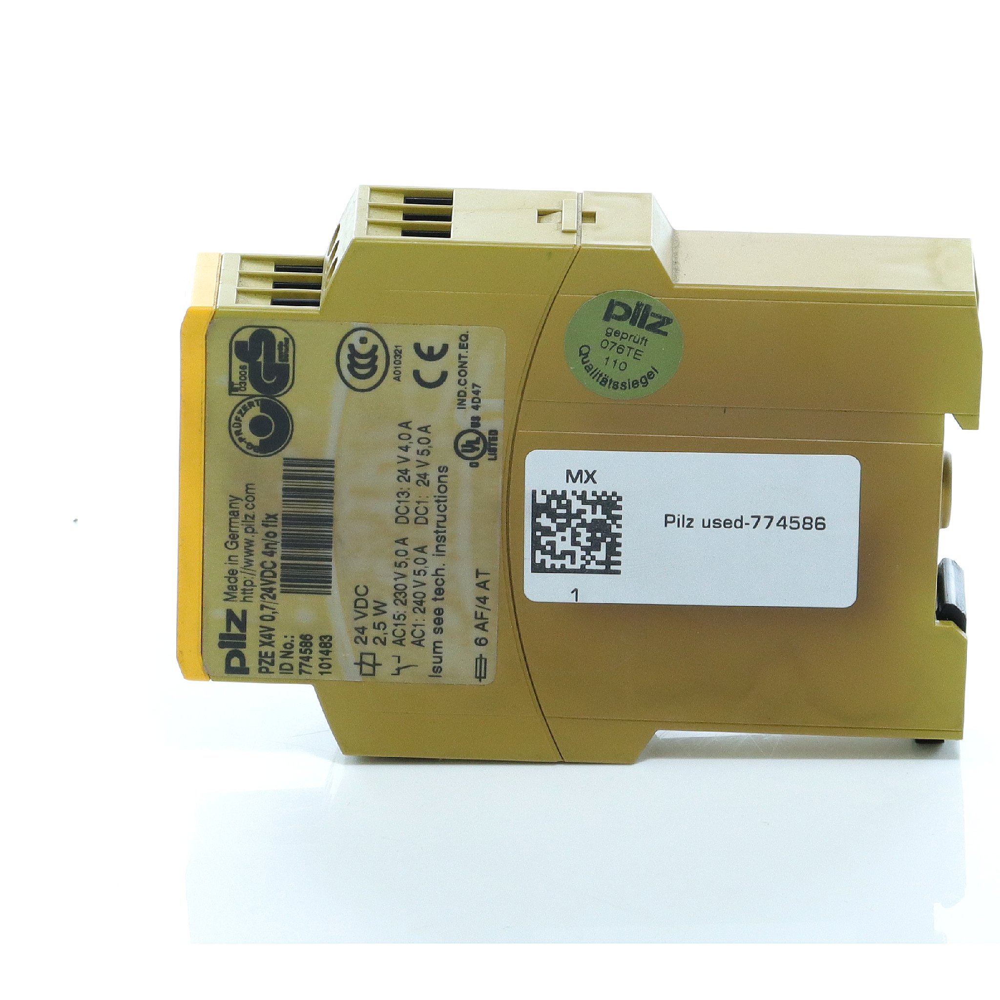 Safety relay PZE X4V 0,7/24VDC 4n/o fix Used